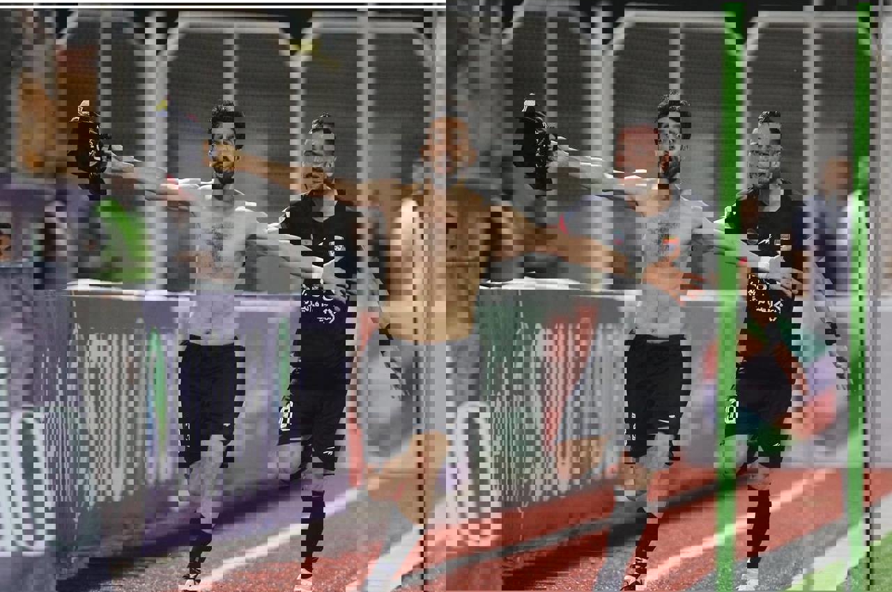 2029623