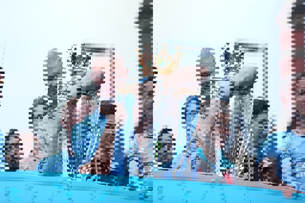 2030320
