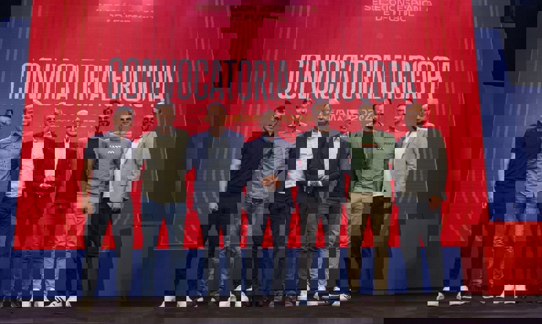 2030366