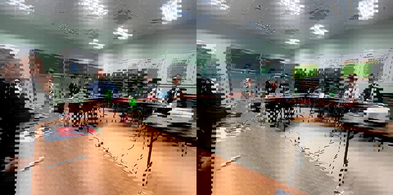 2030494