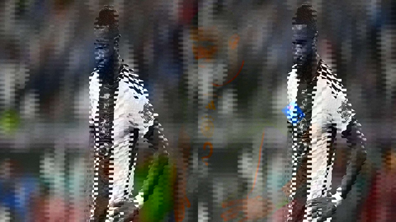 2030623