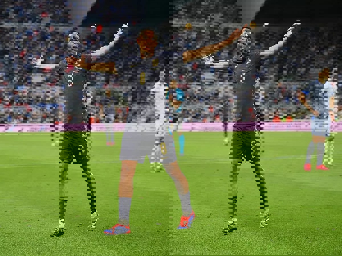 2030548