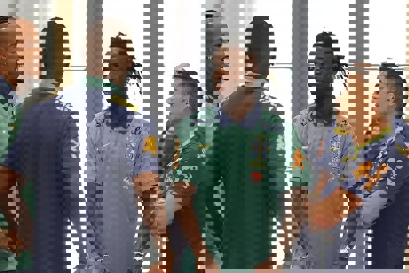 2030750