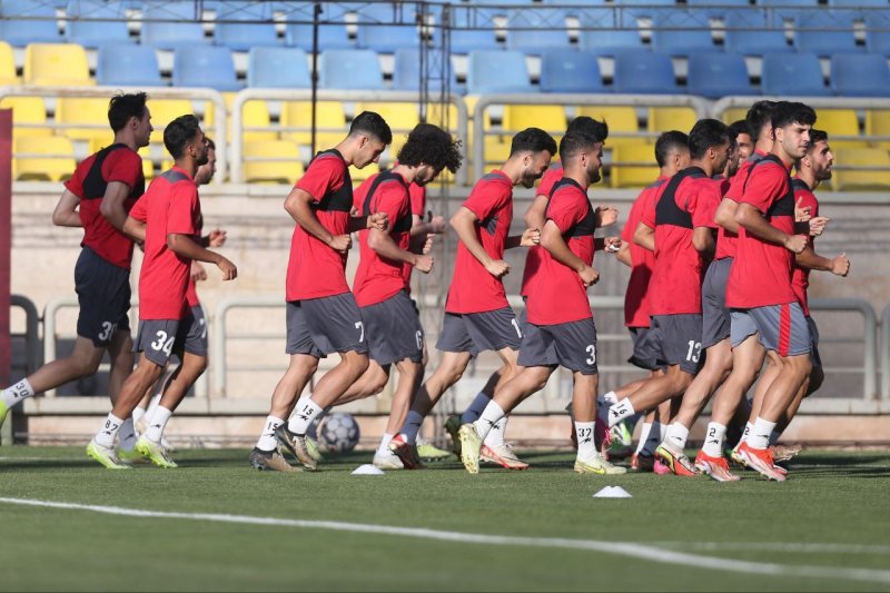 پرسپولیس حداقل برای سه پست برنامهریزی میکند
