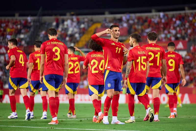 بازی دیدنی روز دوم از راه رسید / گزارش زنده: اسپانیا 0-0 کرواسی