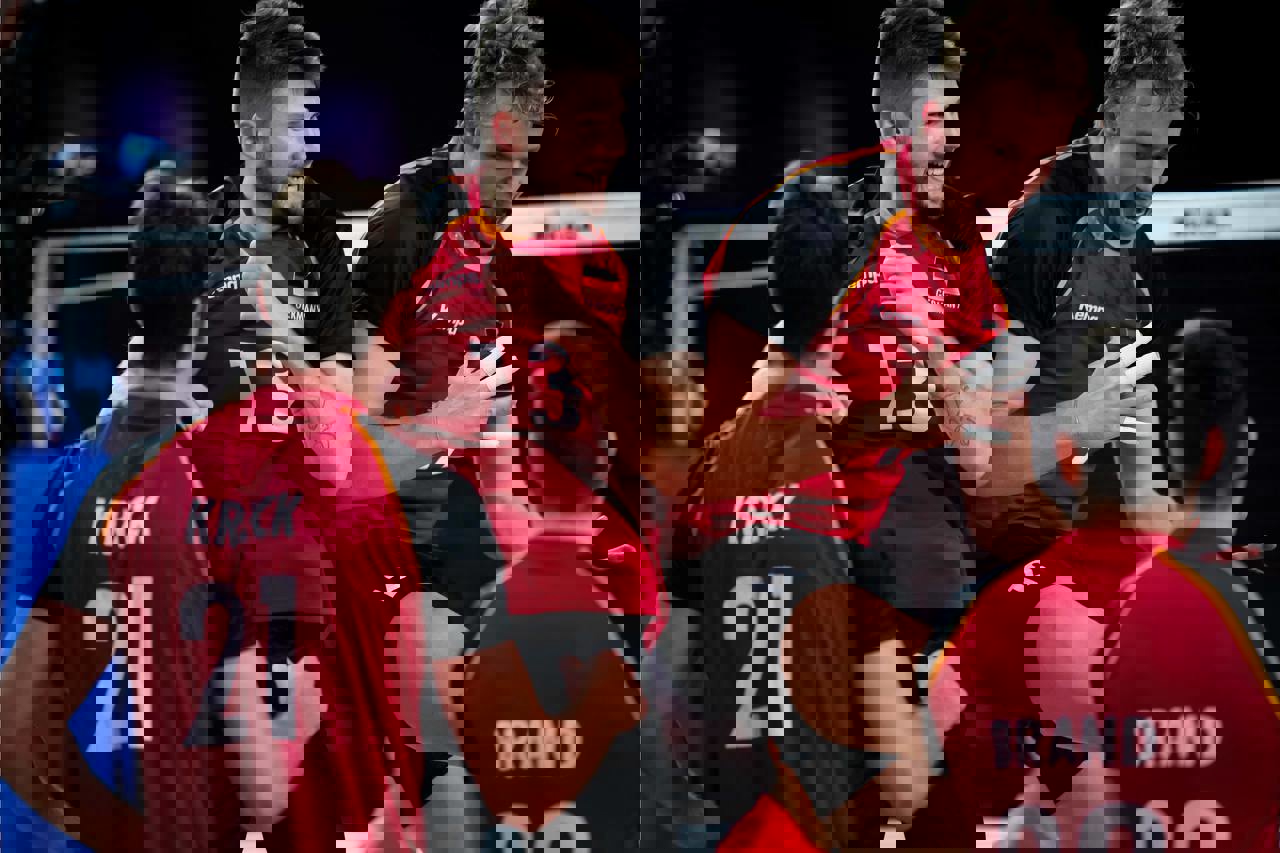 2030852