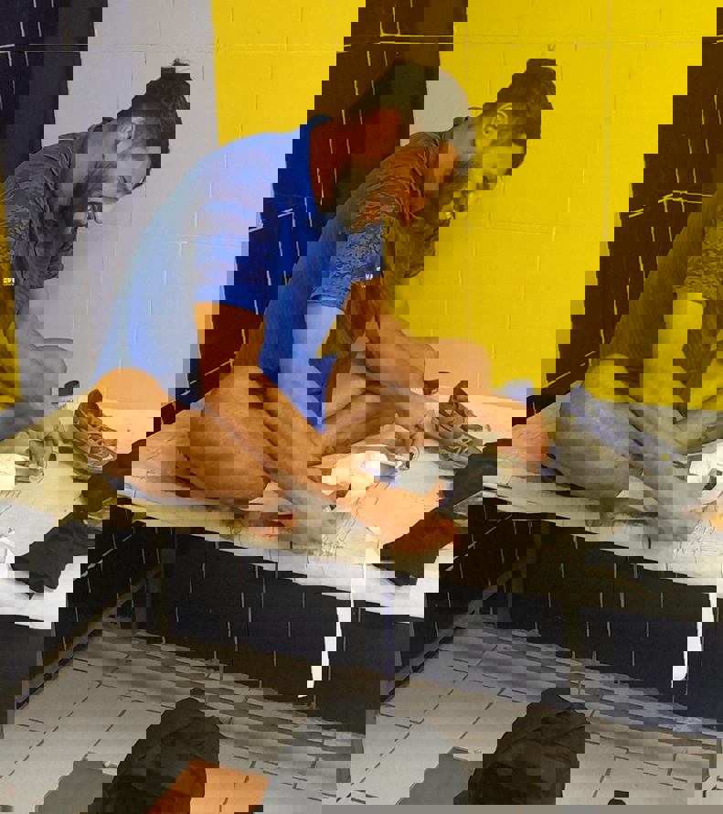 2030858