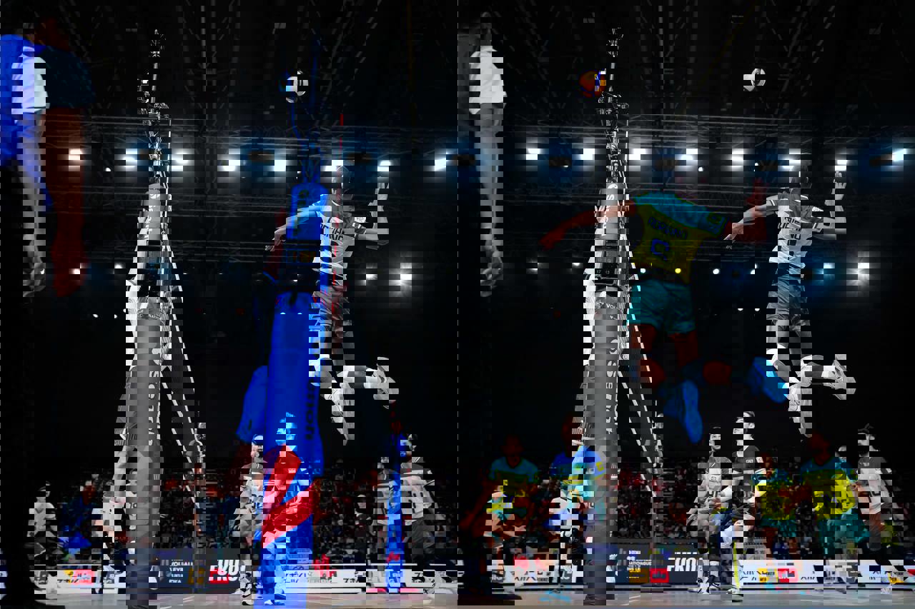 2031157