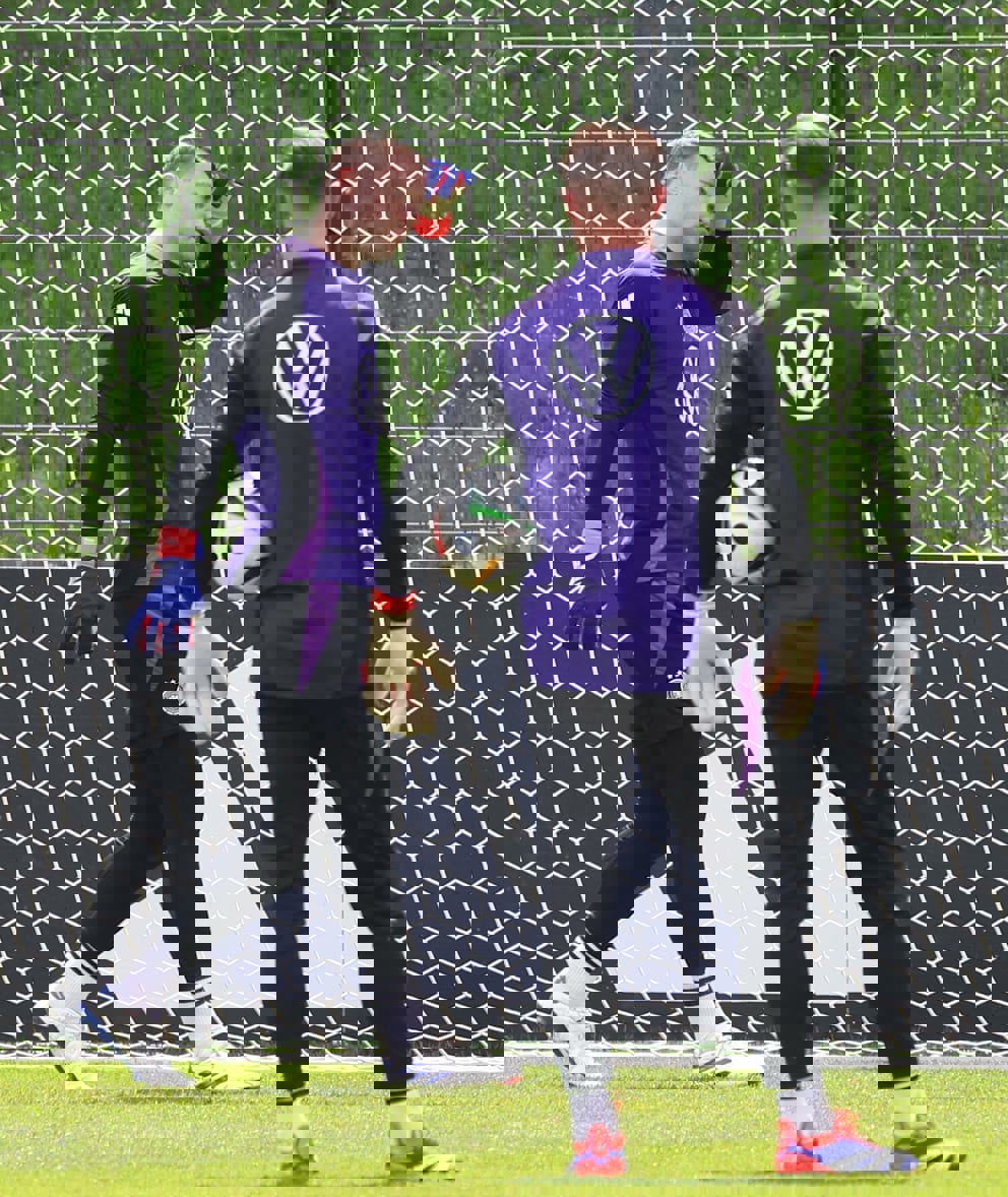 2031237