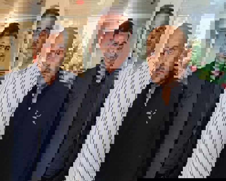 2031332