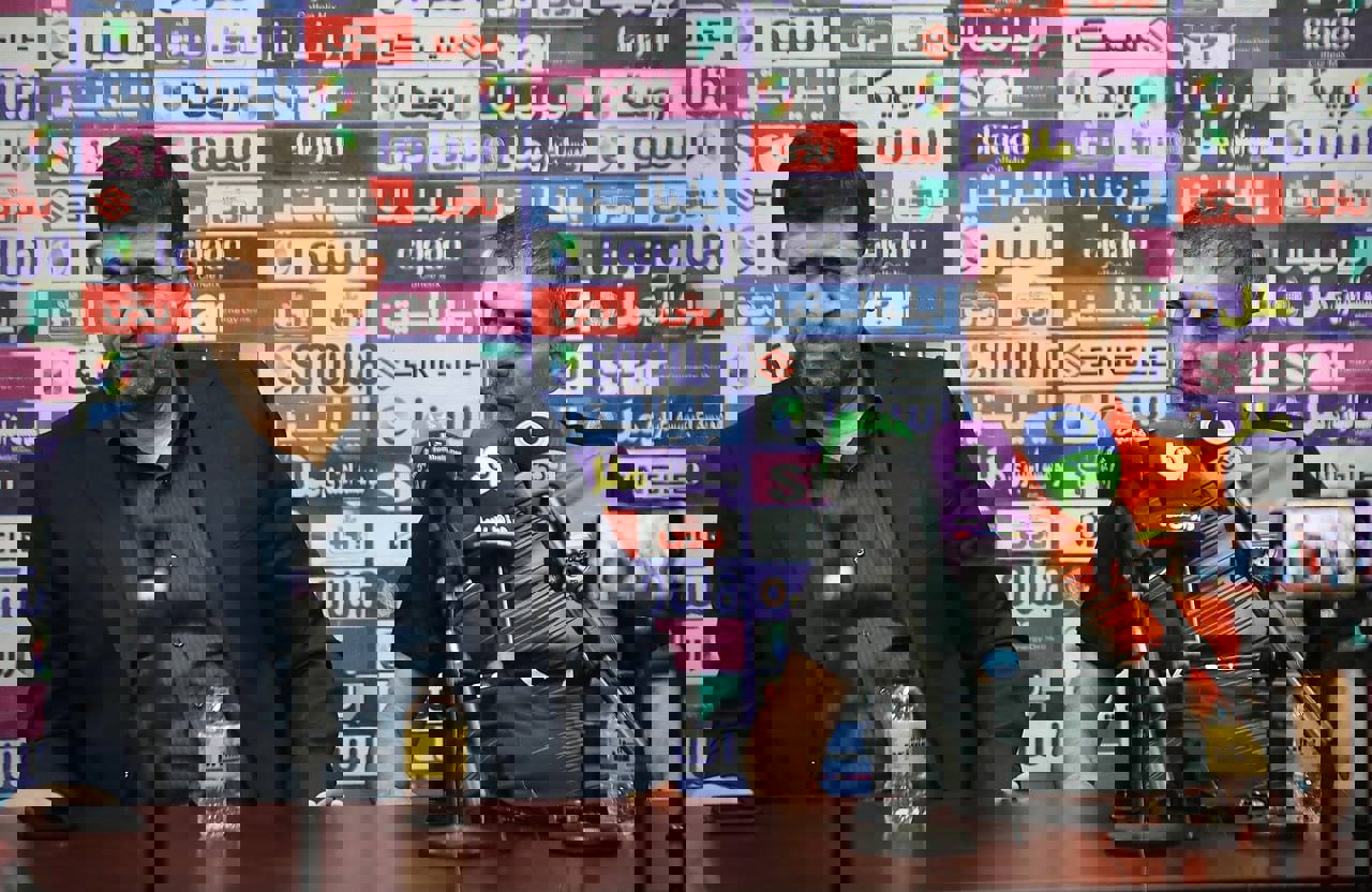 2031302