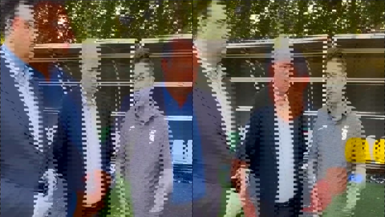 2031528