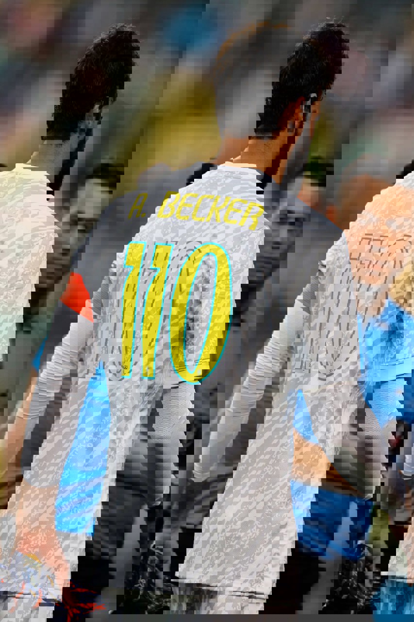 2031739