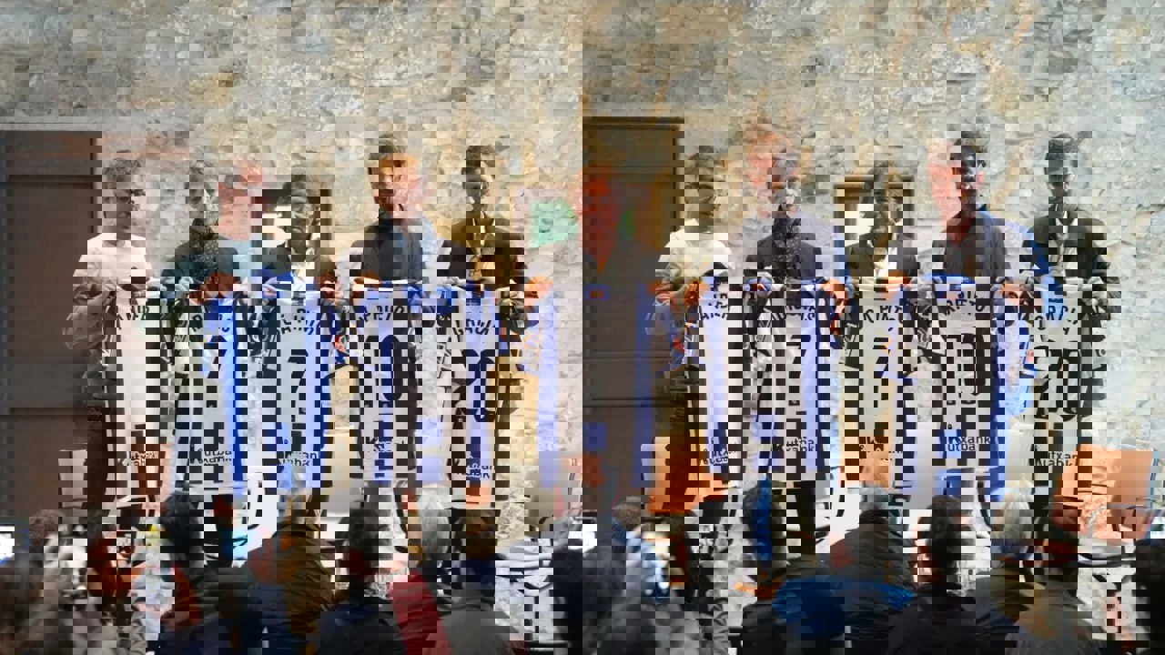 2031849