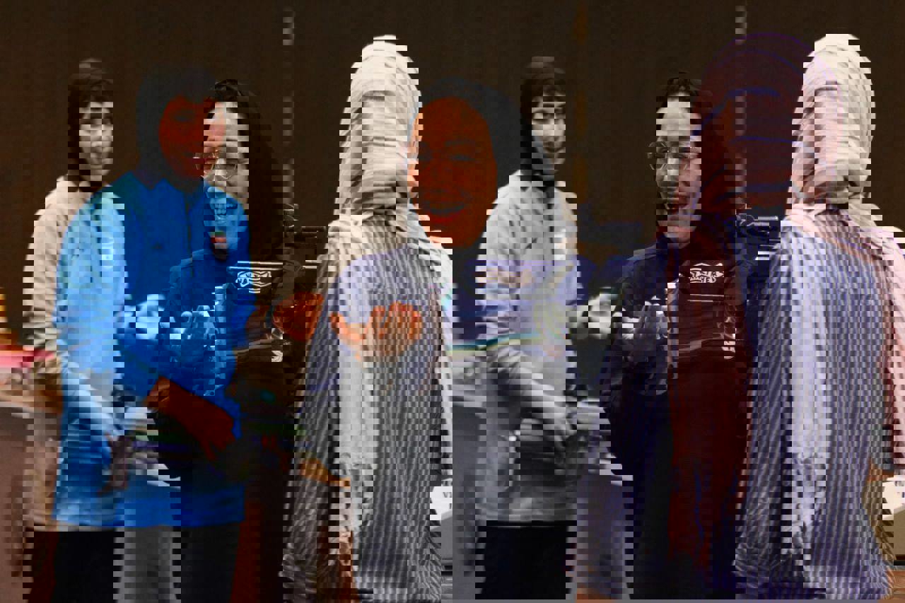 2031908