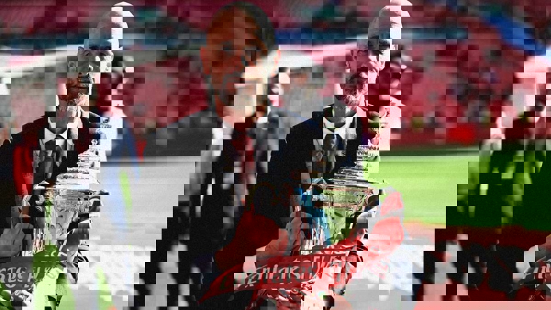 2031911