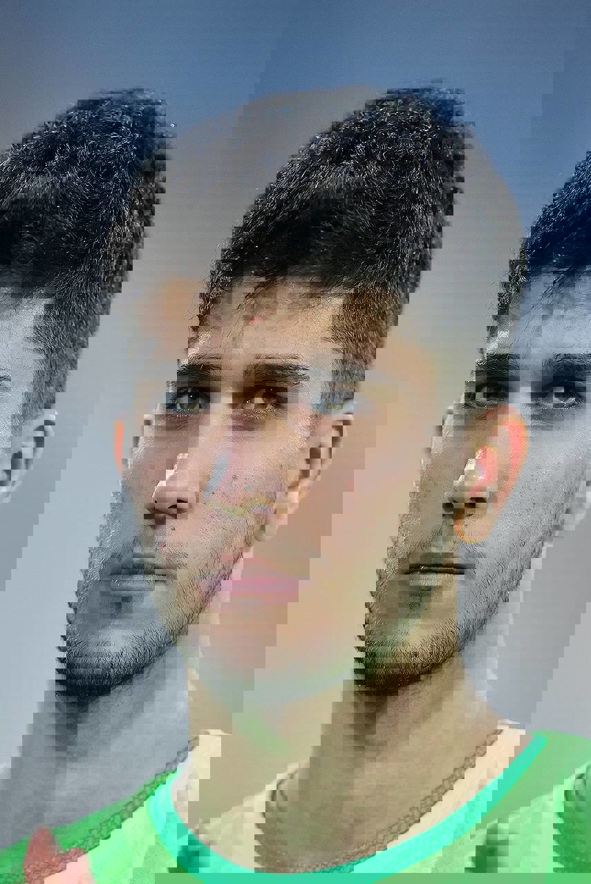 2041962