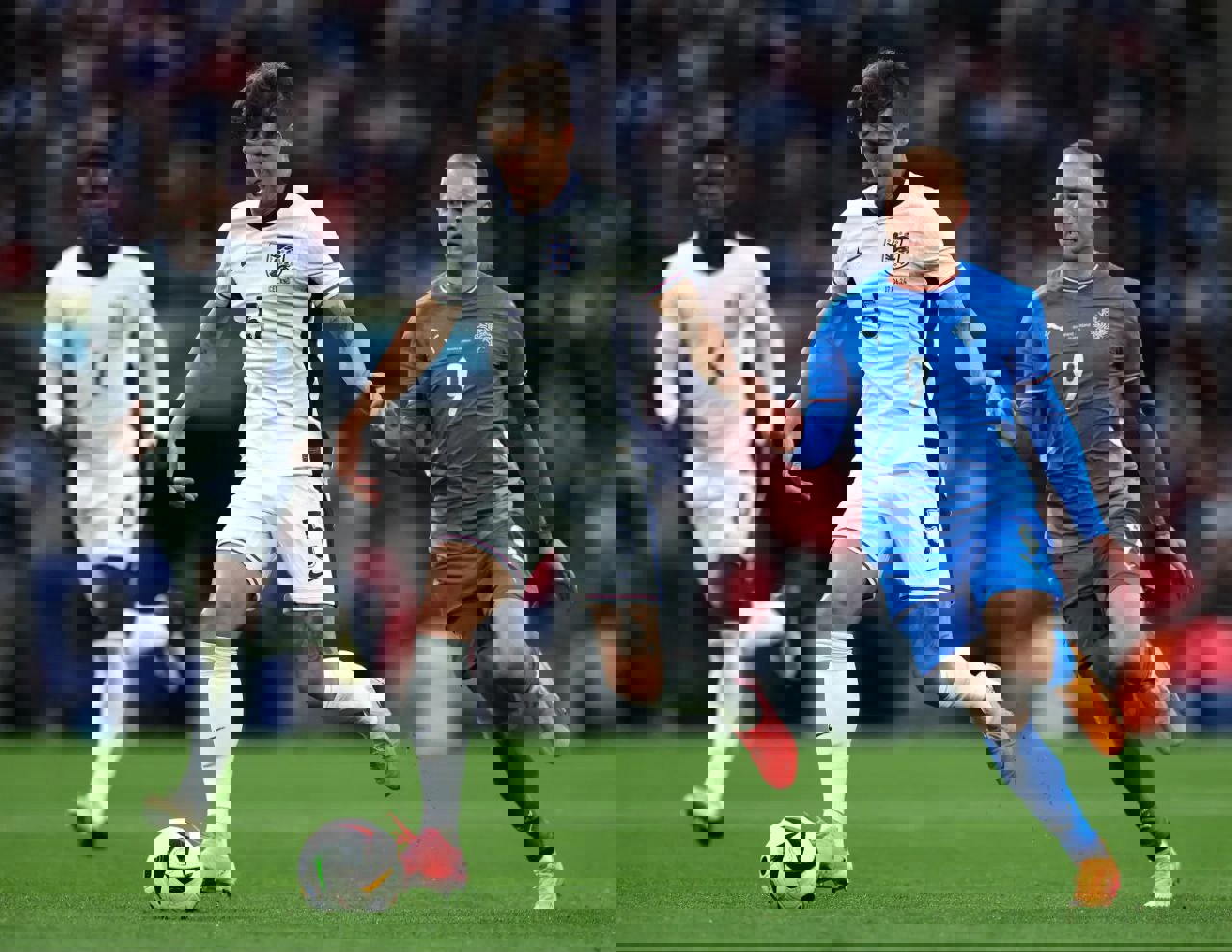 2042296