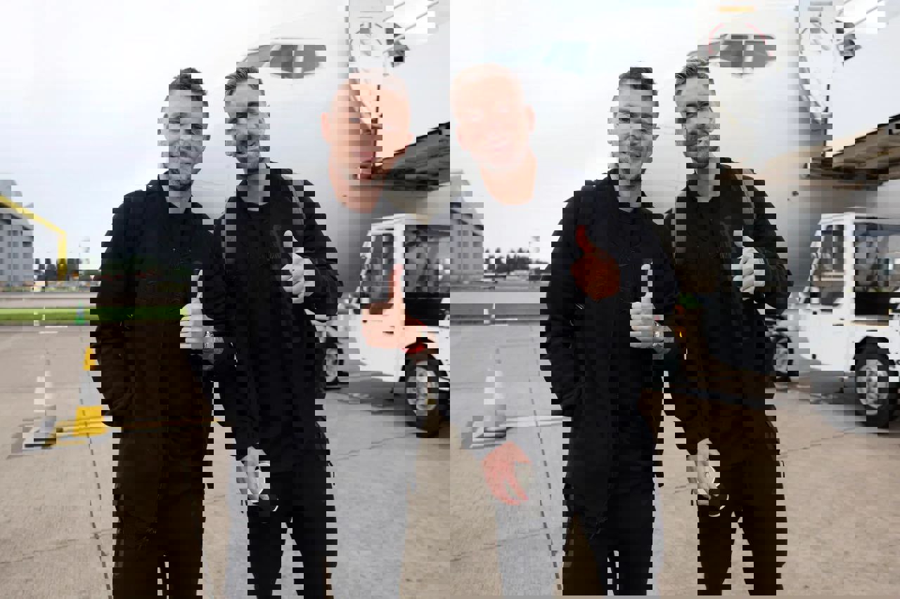 2042297