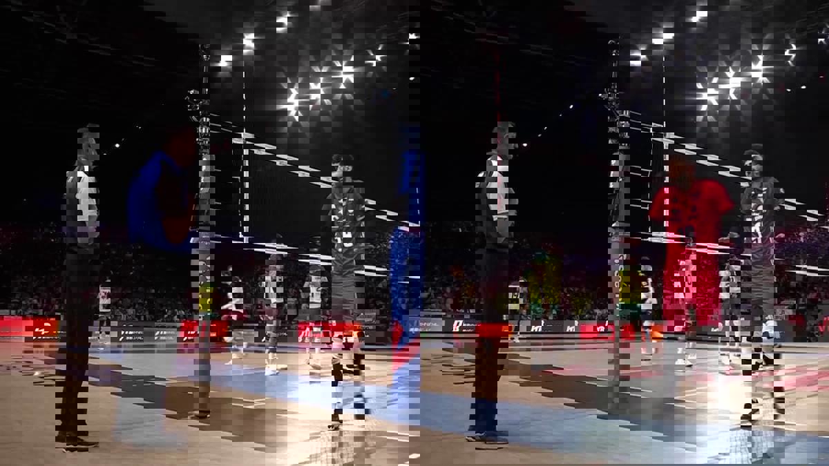 2041999