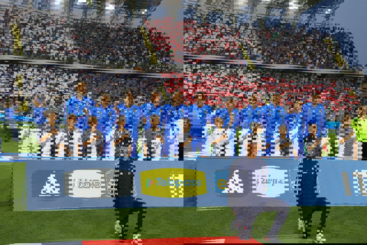 2042022