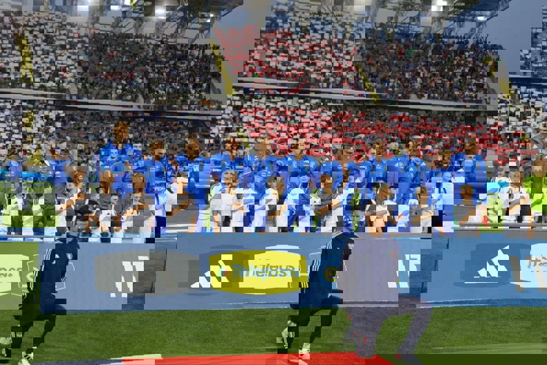 2042022