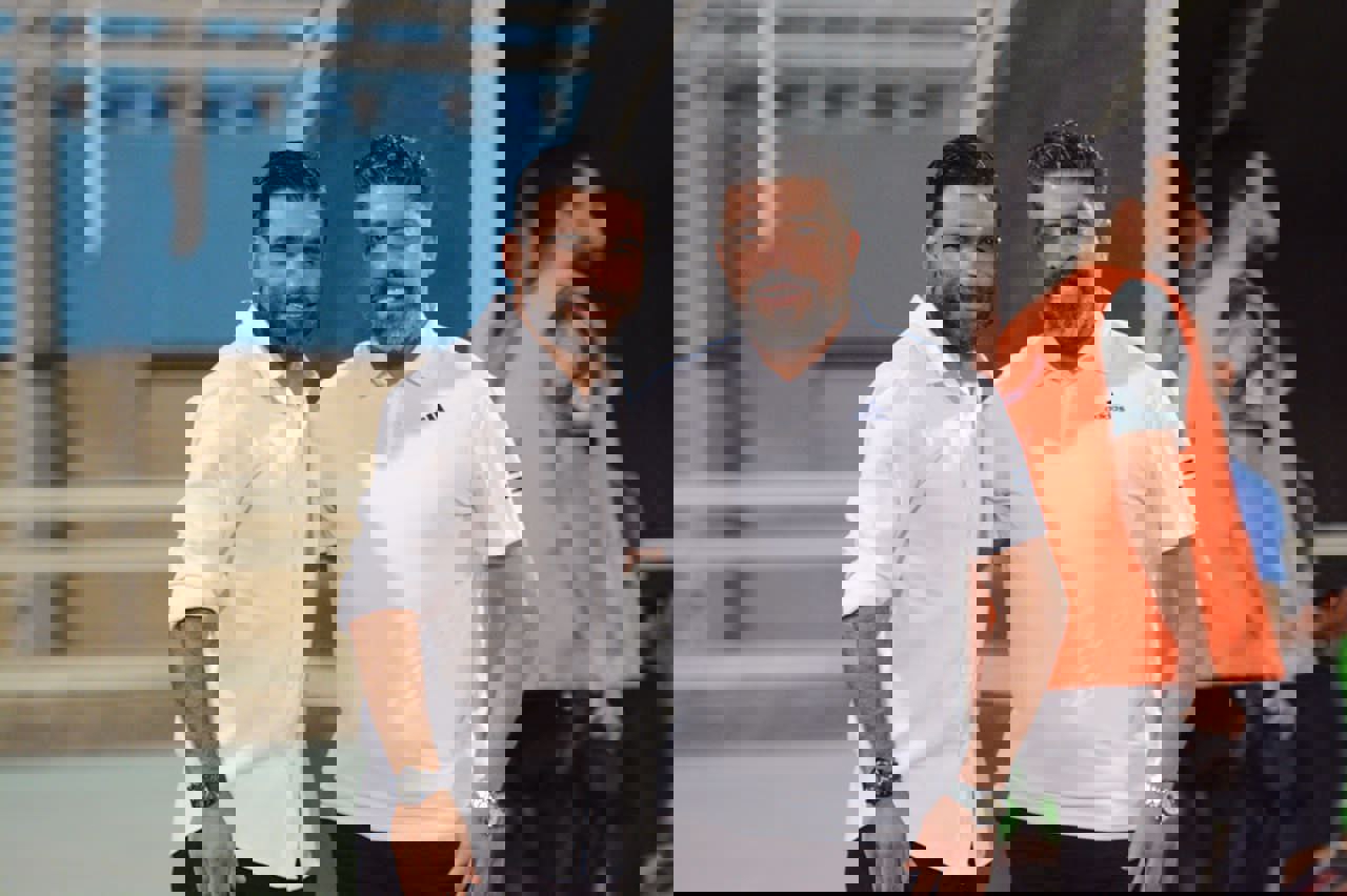 2042072