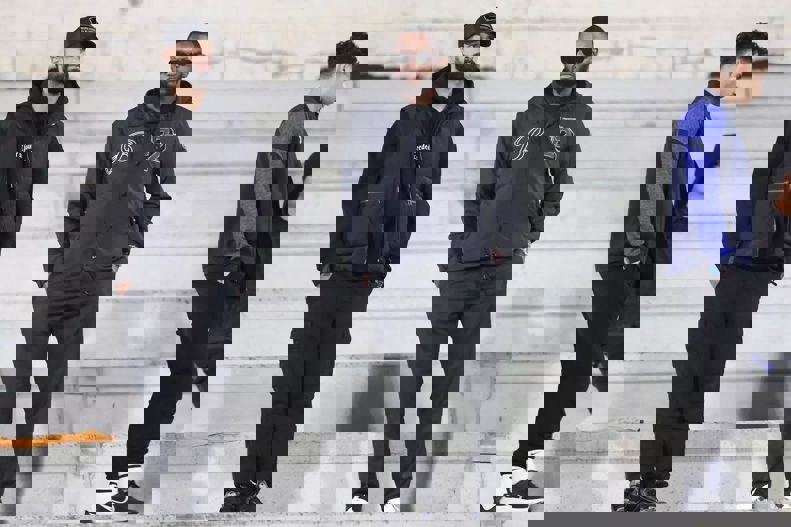 2042093