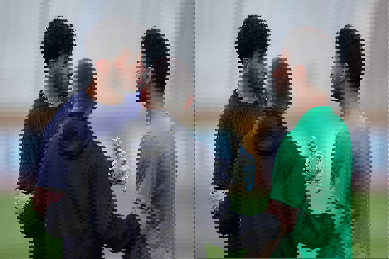 2042207