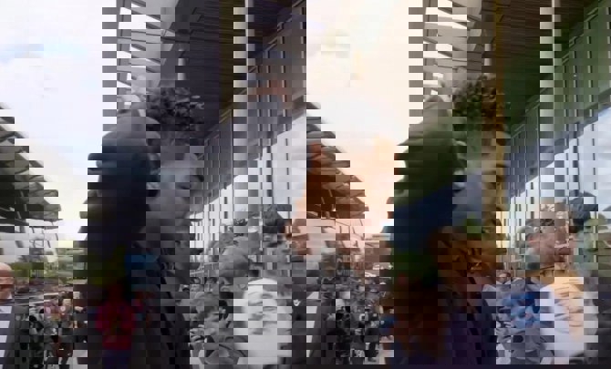 2042166