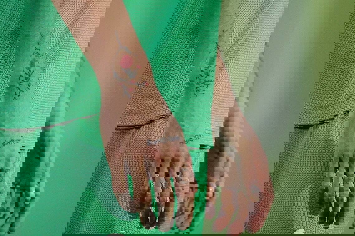 2042223