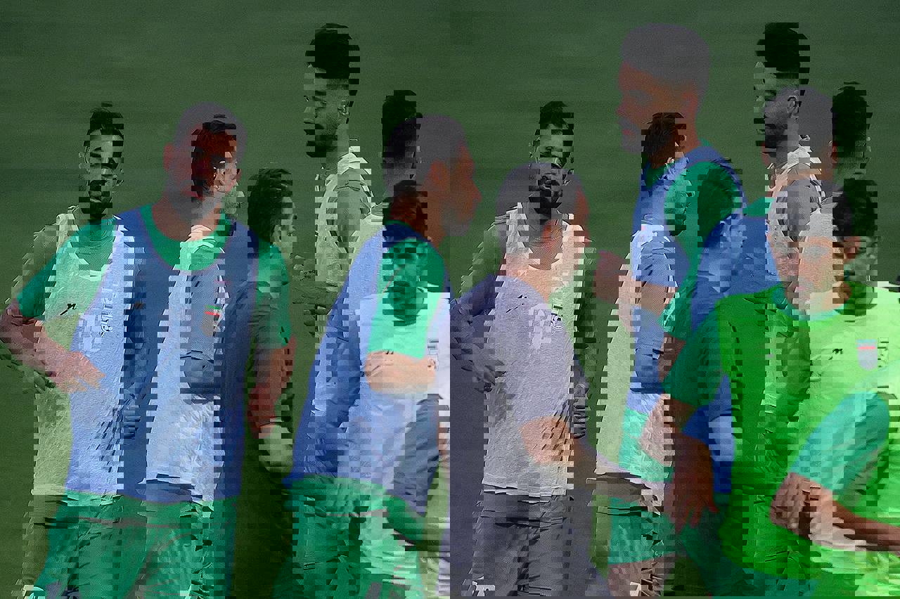 2042327