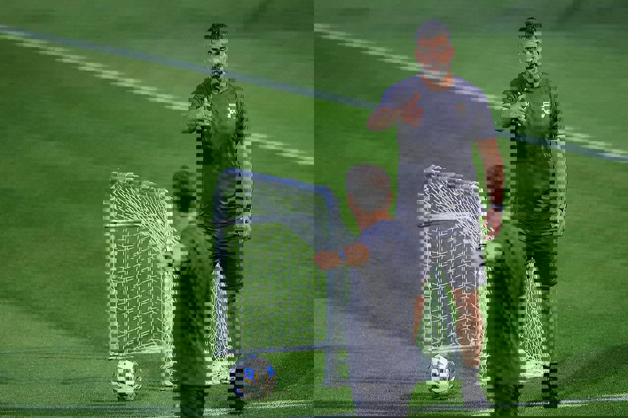 2042321