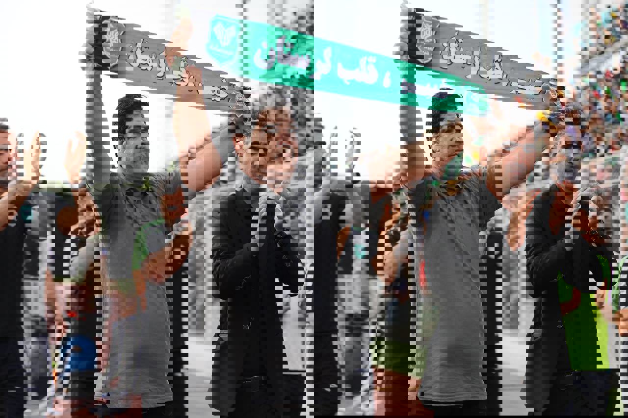2042386