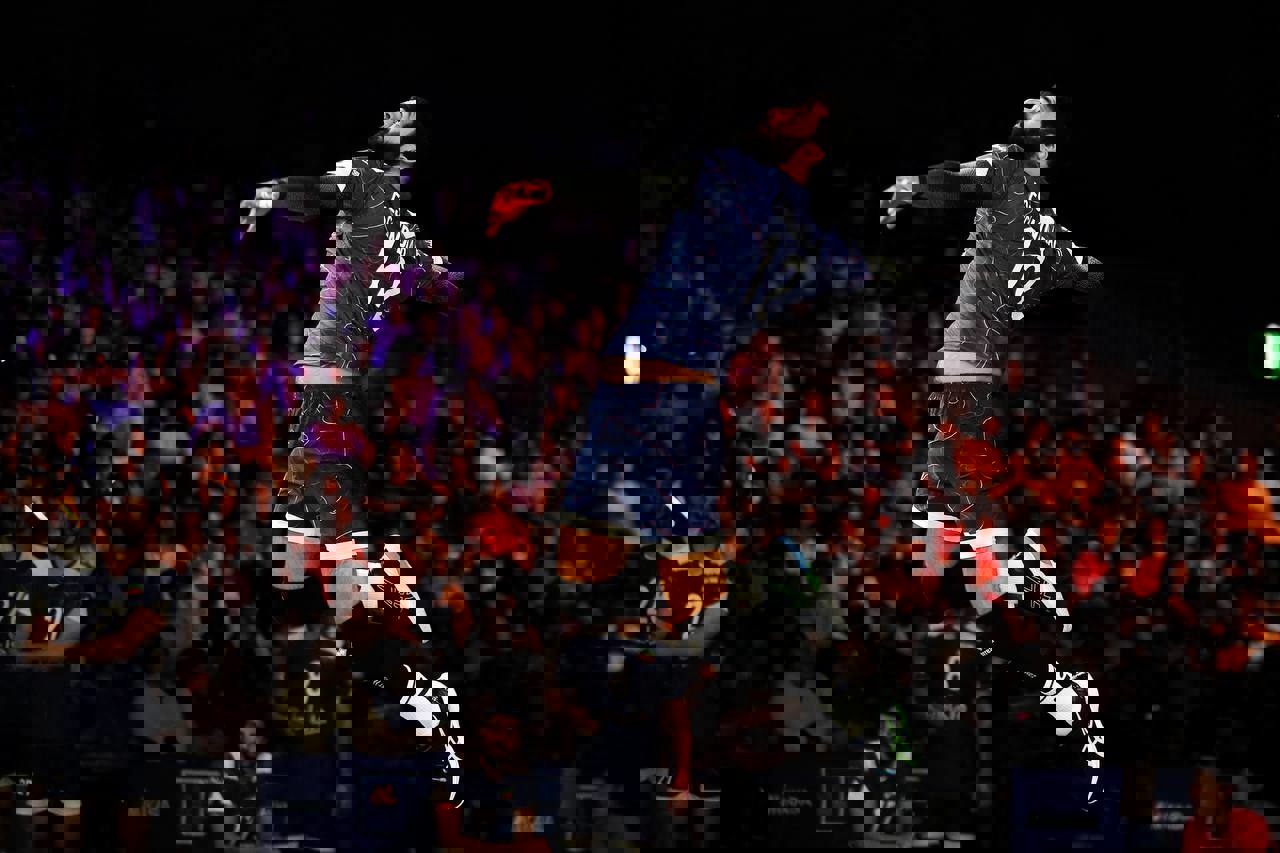 2042362