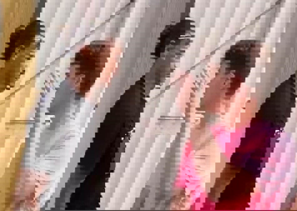 2042378