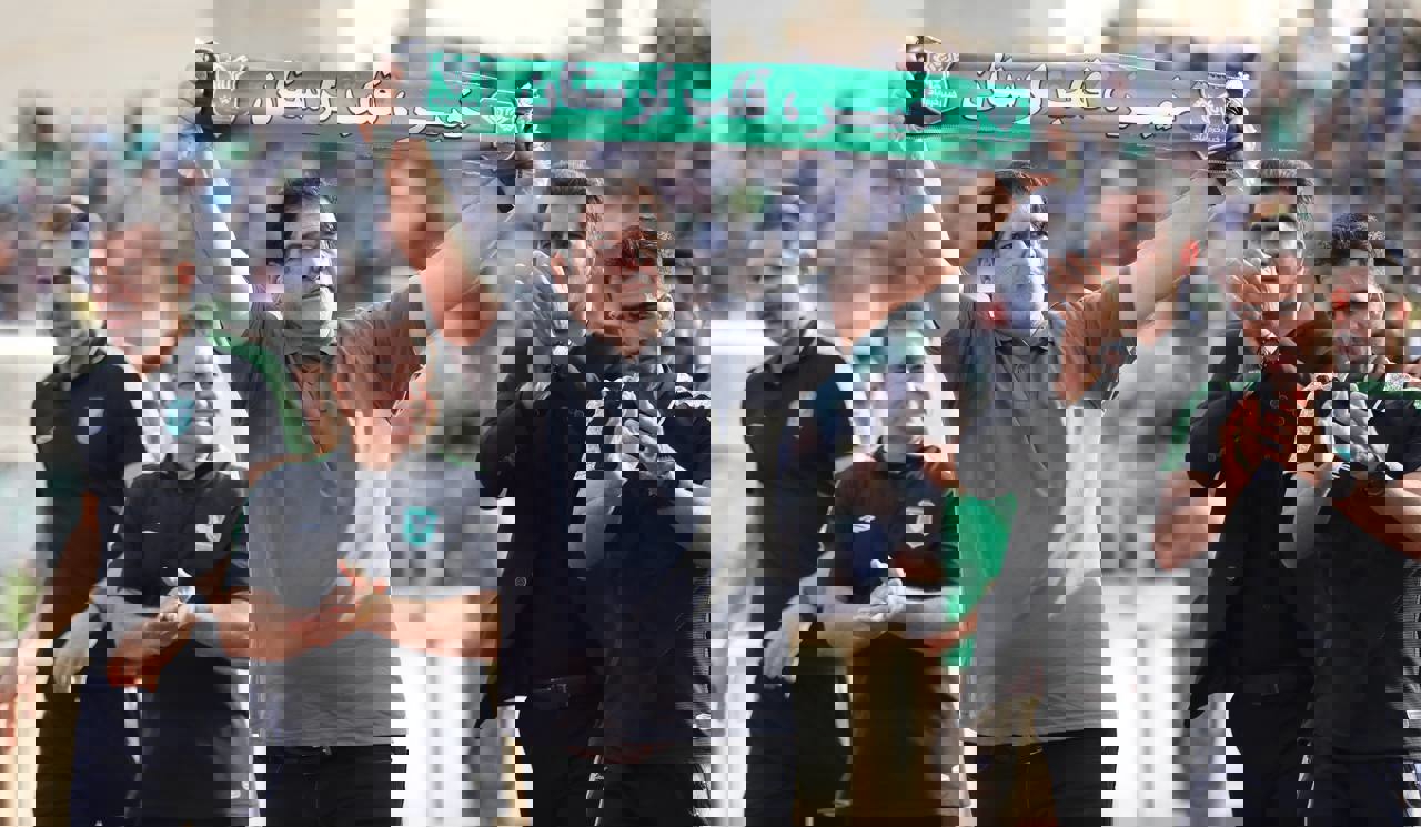 2042387