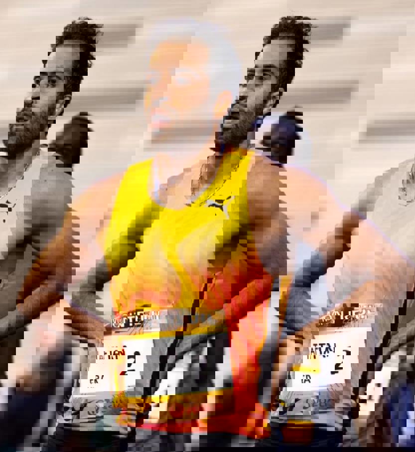 2042431