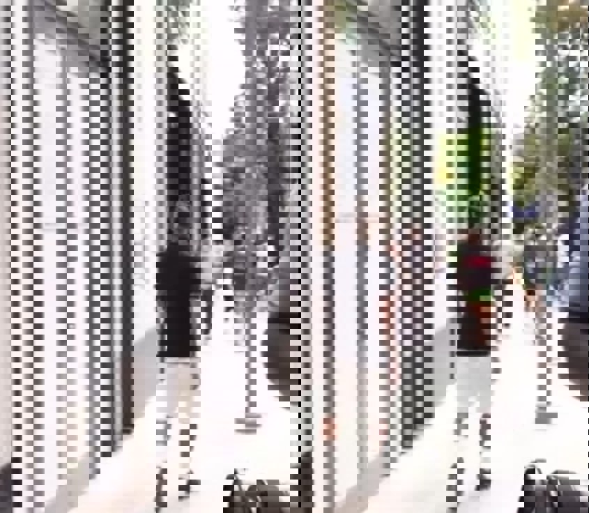 2042379