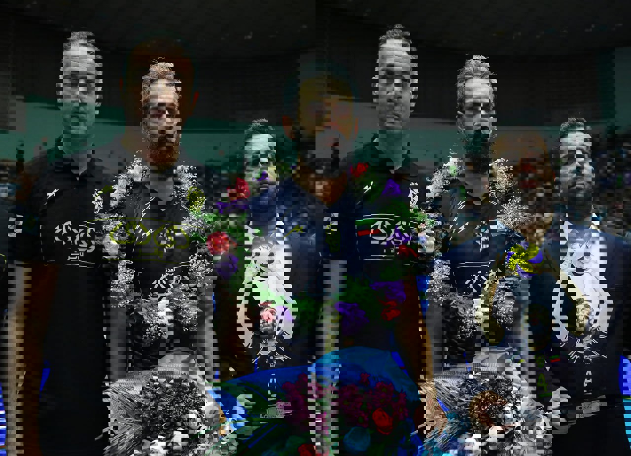 2042482