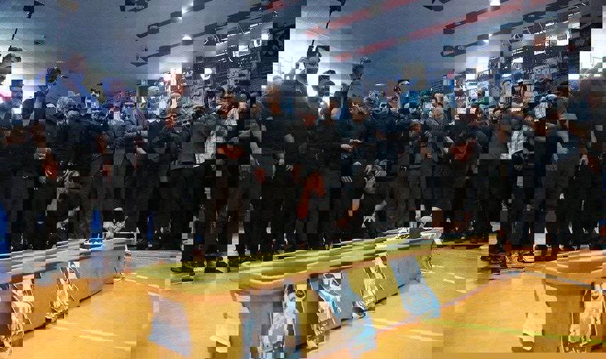 2042537