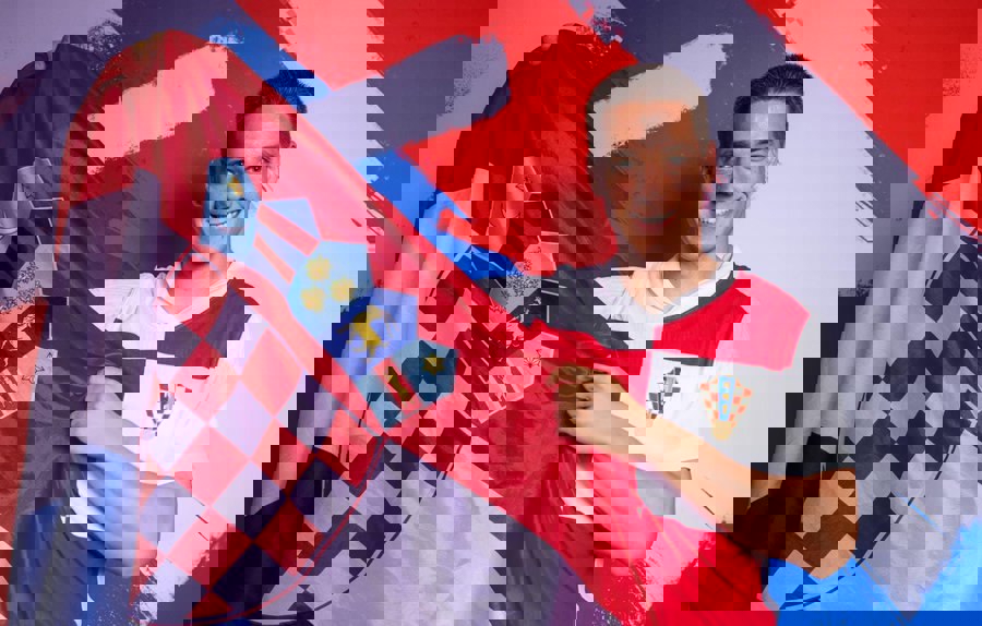 2042582
