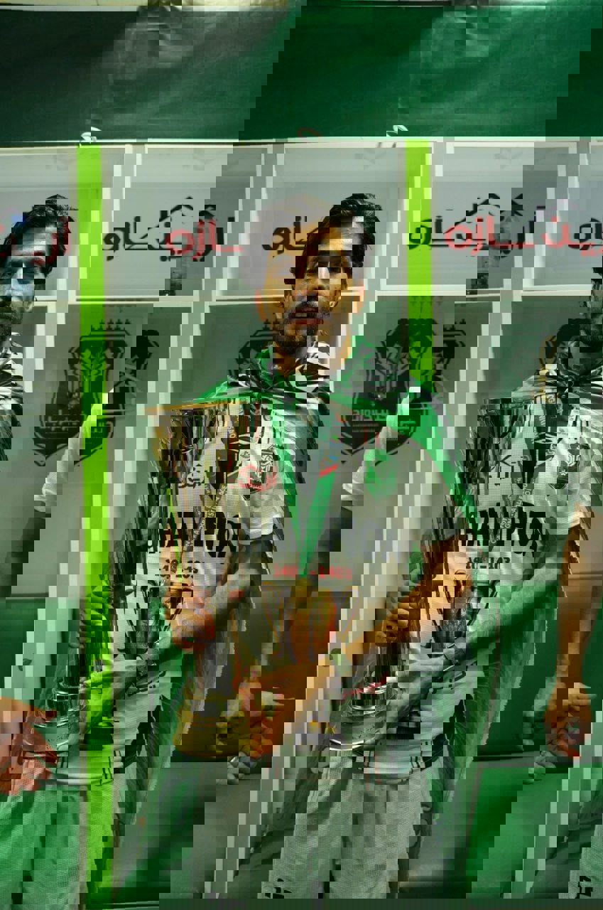 2042627