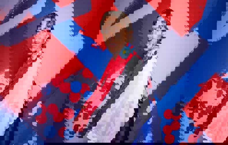 2042588