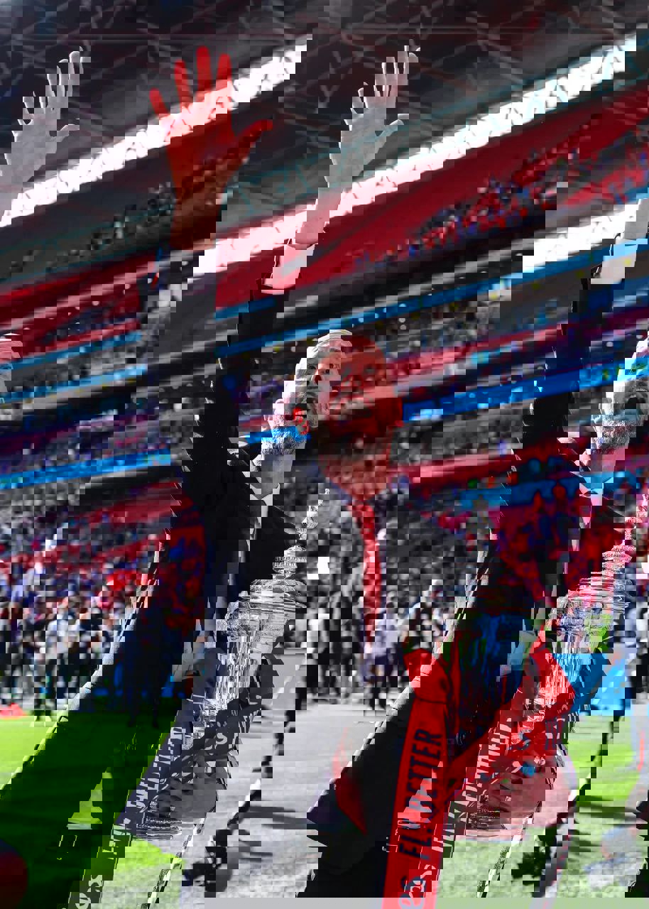 2042640