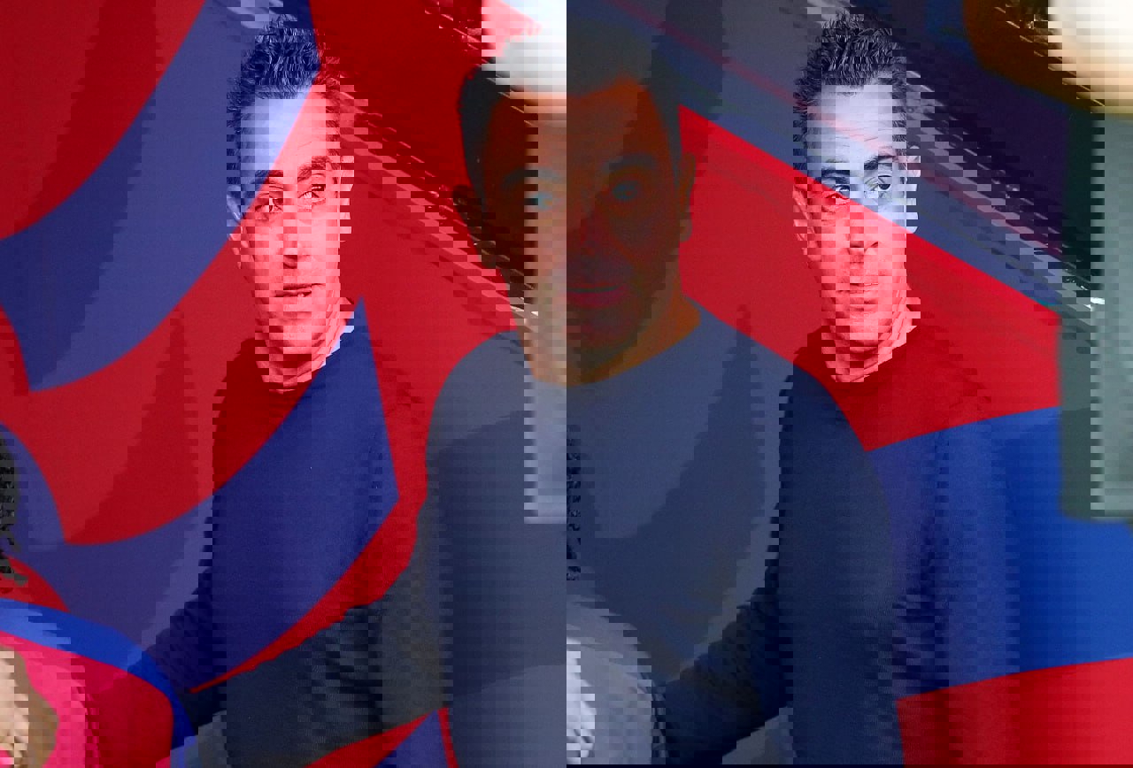 2042633