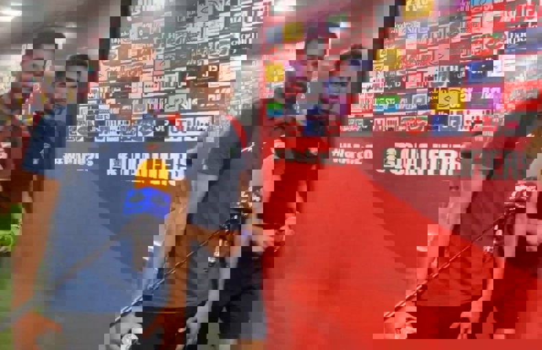 2042713