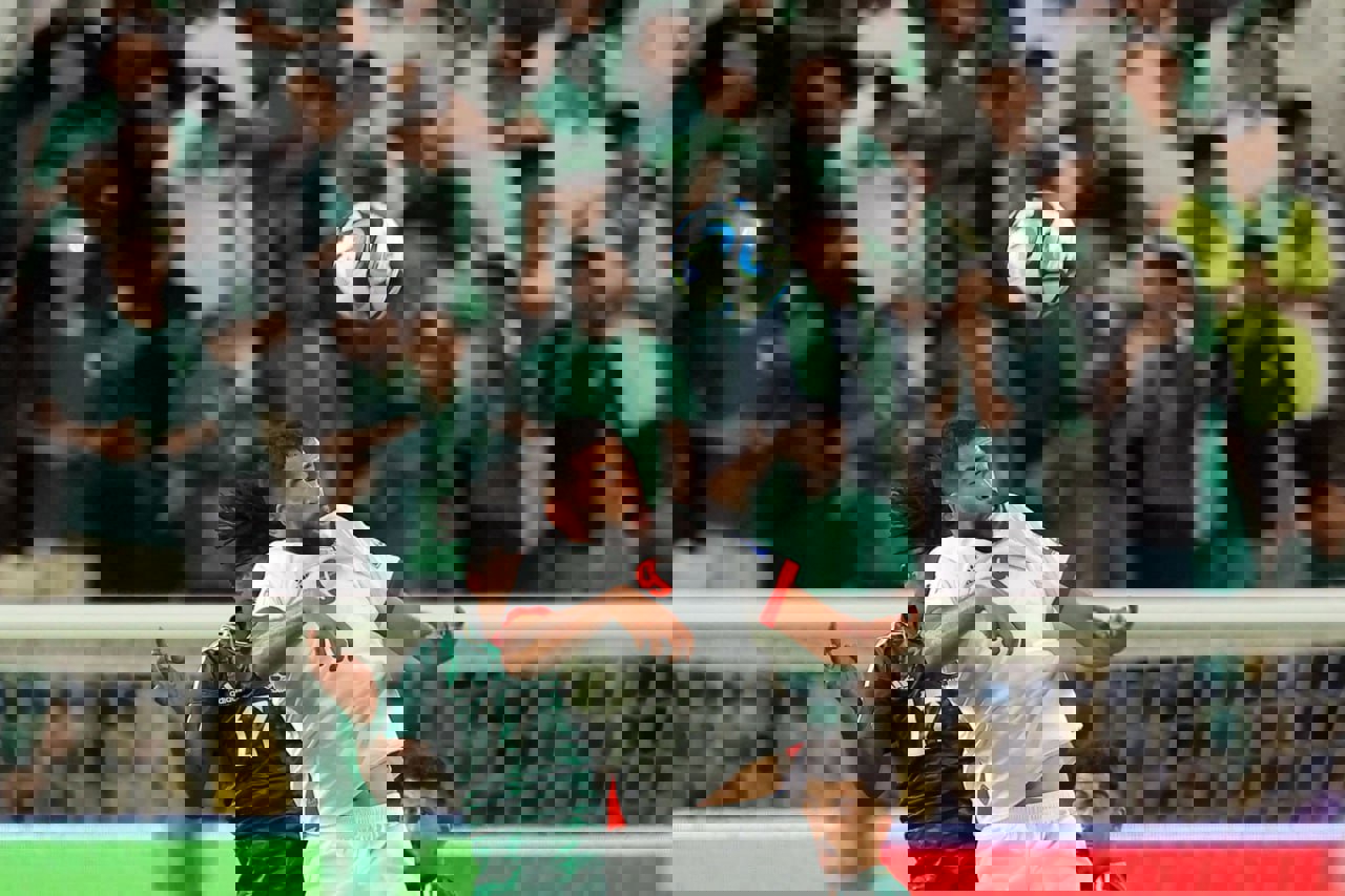 2042721
