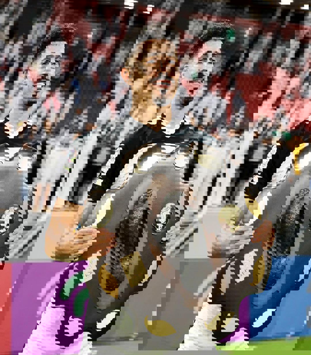 2042951
