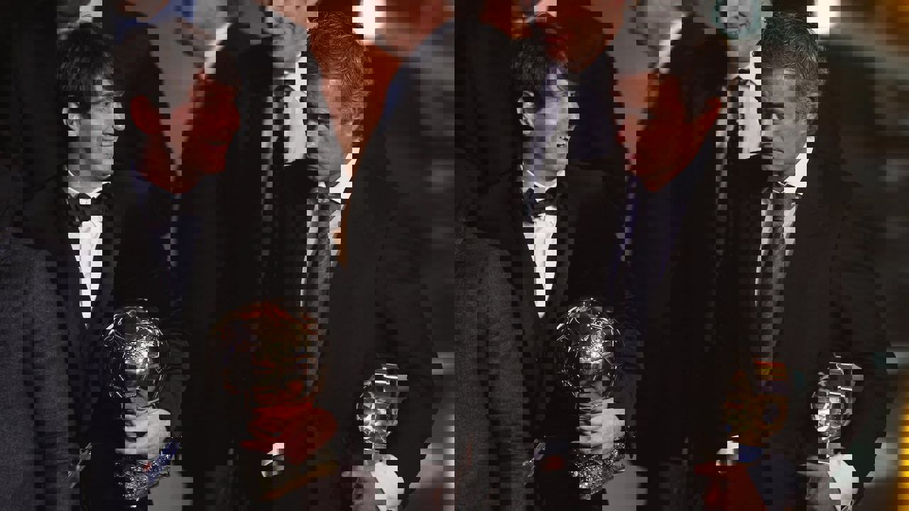 2043015